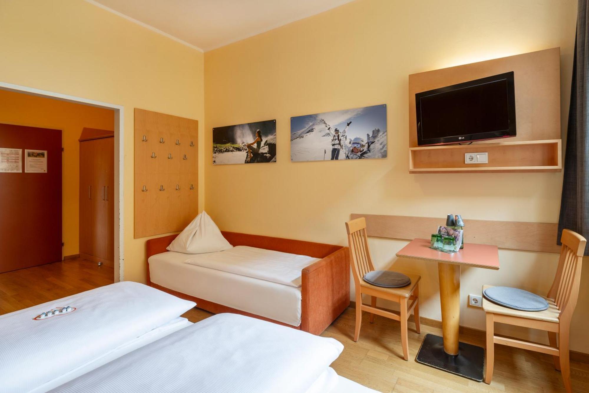 Jufa Hotel Kaprun - Summercard Included Екстериор снимка
