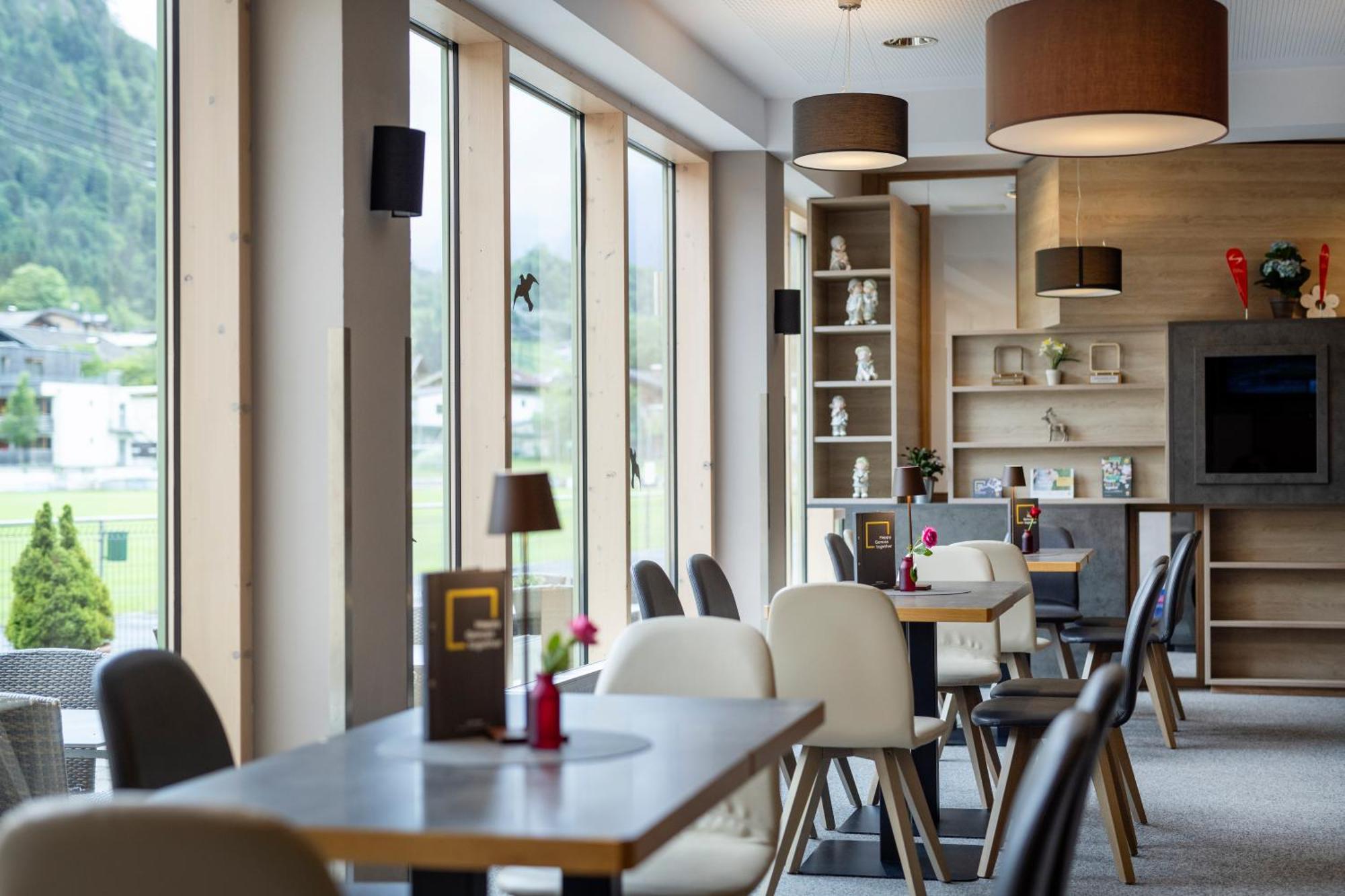 Jufa Hotel Kaprun - Summercard Included Екстериор снимка